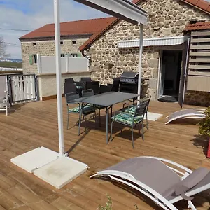 https://gite-le-peuplier.hotels-rhonealpes.com